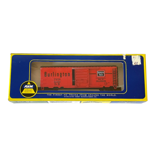 AHM 5486 Burlington Route Red Box Car HO Scale