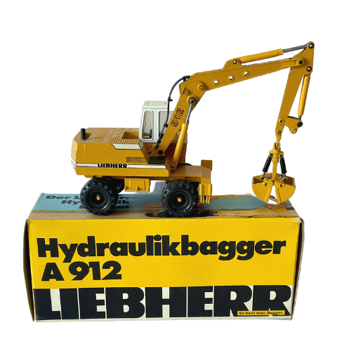 Conrad Liebherr Hydraulic Bagger A912 1:50 scale 2822