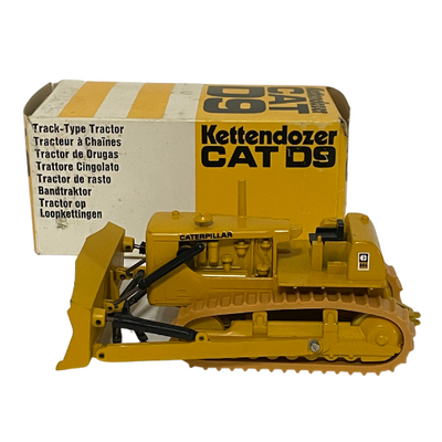 Gescha Kettendozer CAT D9 Track-type Tractor