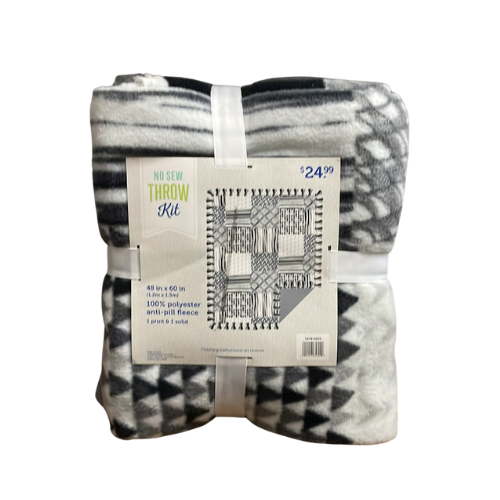 No Sew Throw Kit - 2 Prints Anti-pill Fleece. White & Gray 48"x60"